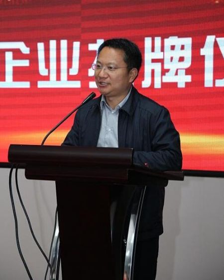 深交所区域首席代表徐洪涛博士介绍深交所业务及与蓝海的发展方向 深交所区域首席代表徐洪涛博士介绍深交所业务及与蓝海的发展方向