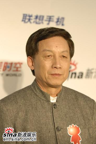 科技时代_易中天调侃唐骏：成功学害死人