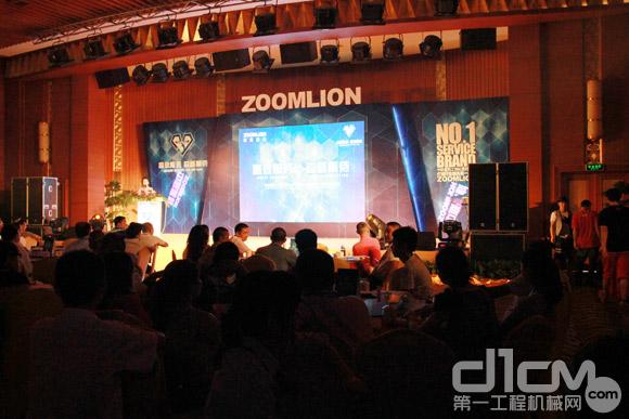 一个电话改变一切,中联工起400-800-1680客户服务热线助推服务第一品牌