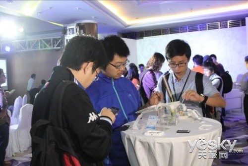 感受4G脉搏 华为终端举办4G产品媒体体验会