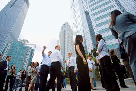 内包服务重启跨国公司后台业务方向性调整