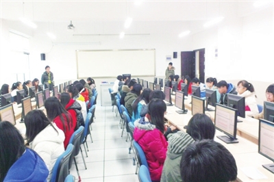 打造中职服务外包特色学校